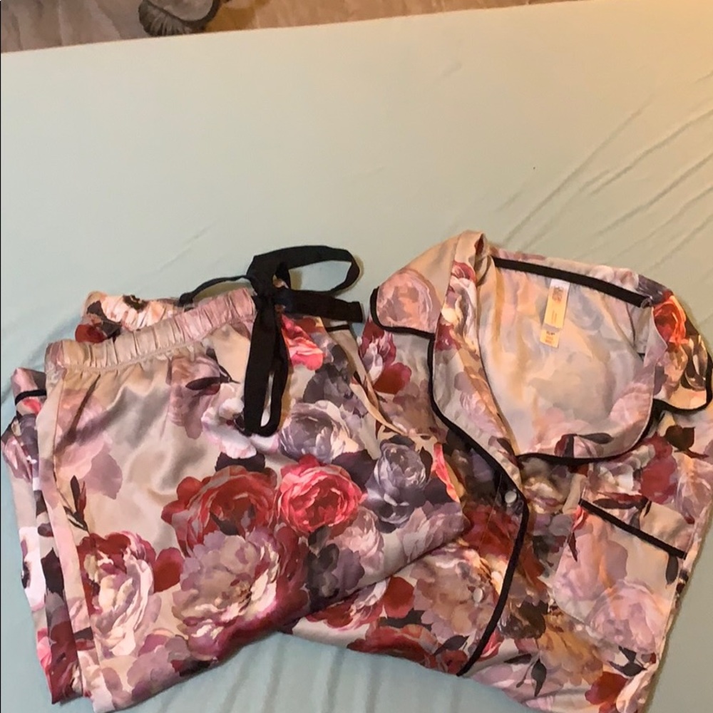 Floral Pants and long Sleeved Pajama Set